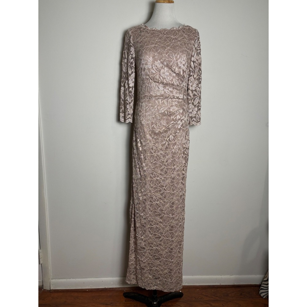 Jessica Howard Formal Lace Gown Size 10 Champagne Gold 3/4 Sleeve Evening Dress